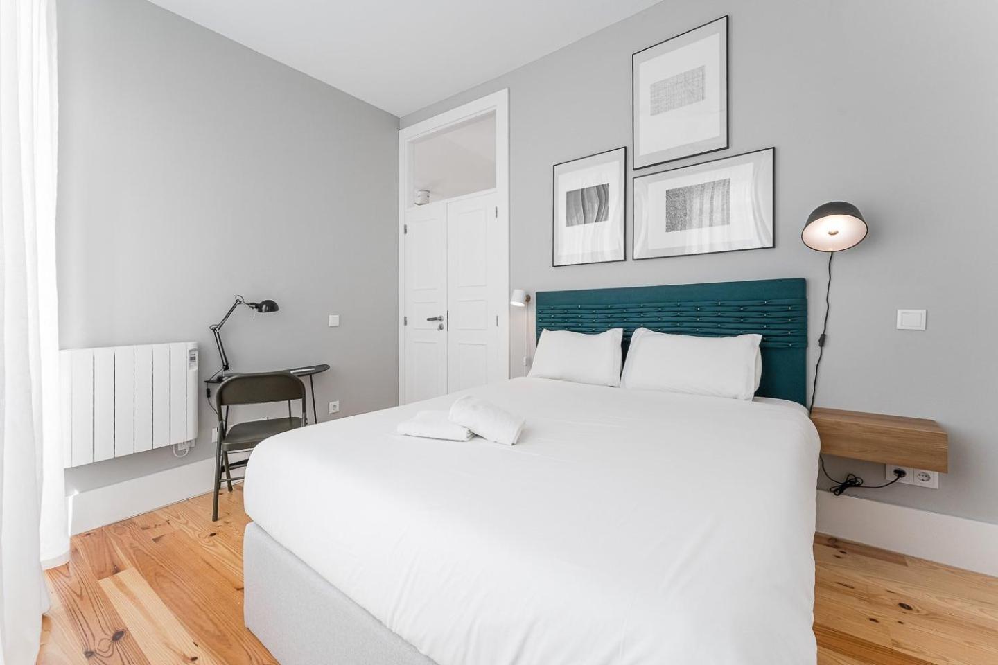 Guestready - Colorful Apt Near Agosto Station Porto Buitenkant foto