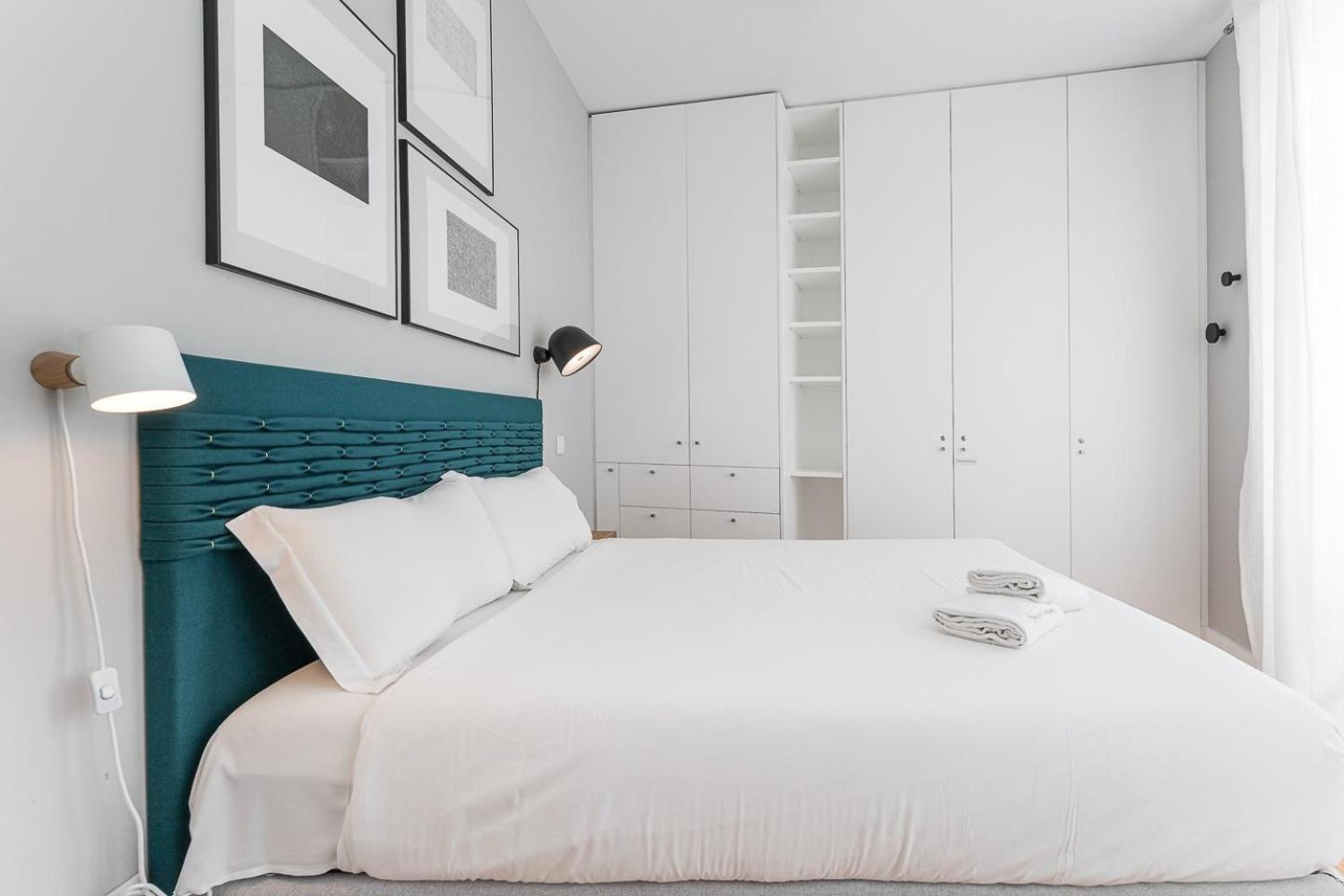 Guestready - Colorful Apt Near Agosto Station Porto Buitenkant foto